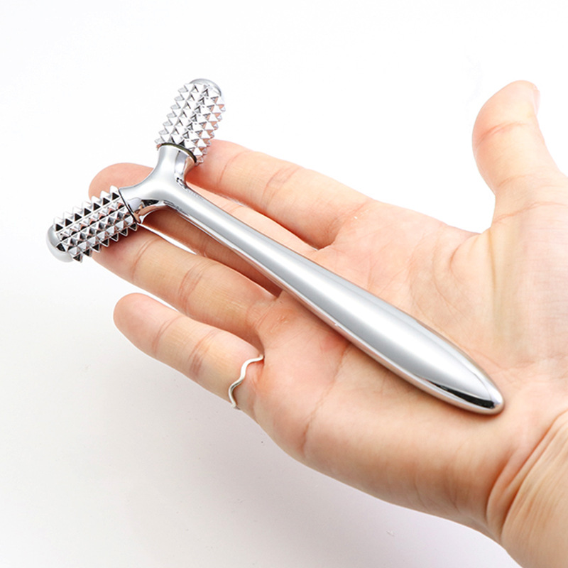 Regalo Itakda ang Beauty Care Y Hugis Mini Roller 3d Metal Handle Home Roller Massager Roller Face Eye Relaks Massager Regalo Itakda ang Beauty Care Y Hugis Mini Roller 3d Metal Handle Home Roller Massager Roller Face Eye Relaks Massager