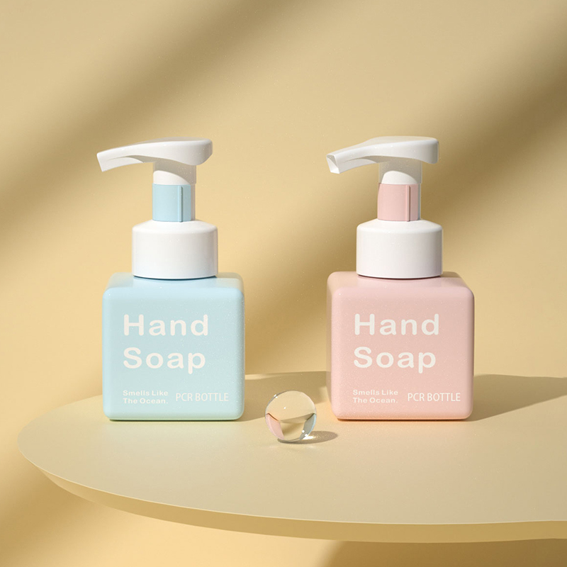 Refillable PCR 250ml Square Facial Cleanser Soap Dispenser Plastic Hand Soap Body Hugasan Bote na may Foam Pump Refillable PCR 250ml Square Facial Cleanser Soap Dispenser Plastic Hand Soap Body Hugasan Bote na may Foam Pump