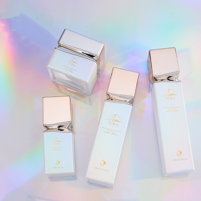 Square glass cream jar na may iridescent na epekto para sa face cream at eye cream Square glass cream jar na may iridescent na epekto para sa face cream at eye cream