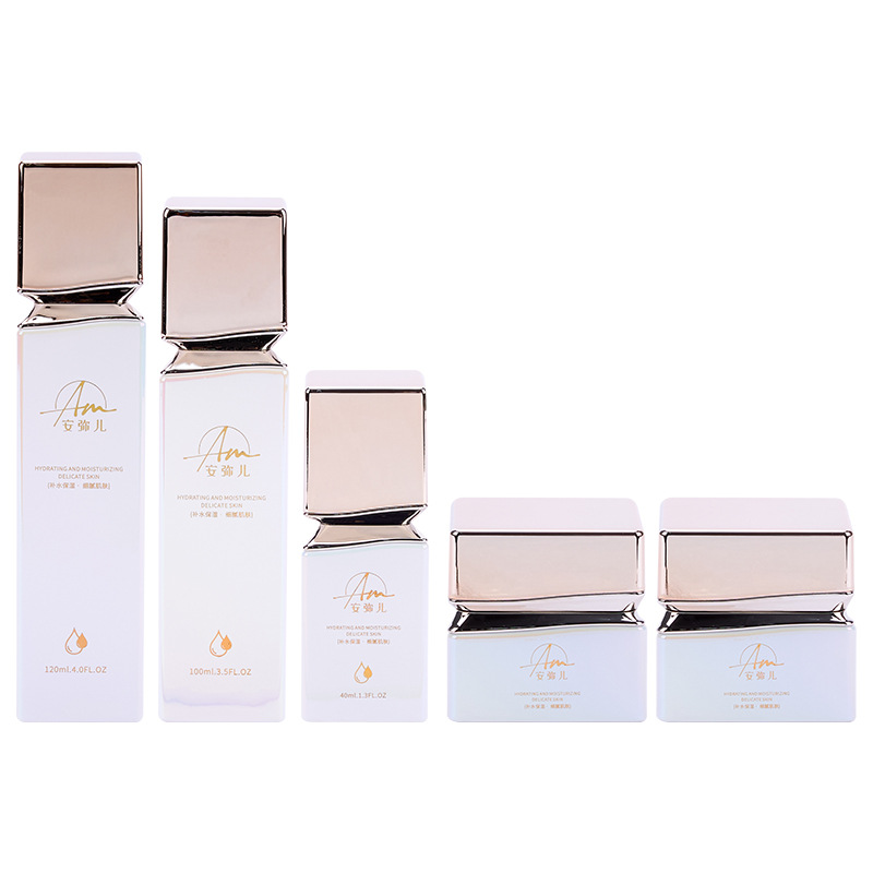 Square glass cream jar na may iridescent na epekto para sa face cream at eye cream Square glass cream jar na may iridescent na epekto para sa face cream at eye cream