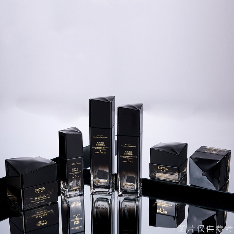 Natatanging square glass cream jar na may nakataas na disenyo ng takip para sa kosmetiko packaging Natatanging square glass cream jar na may nakataas na disenyo ng takip para sa kosmetiko packaging